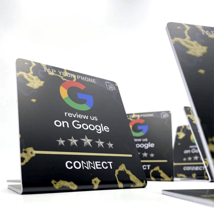 Продуктова снимка на персонализирани NFC стойки за връзки към социални профили, показваща изглед отпред в категорията NFC Stands.