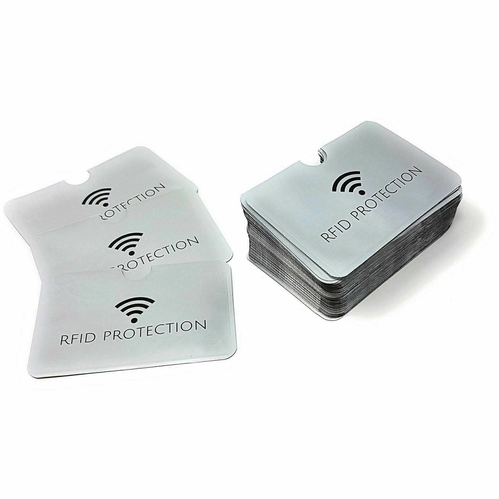 Близък план на подредени сребристи RFID защитни калъфи, показващ тънкия им джобен дизайн.