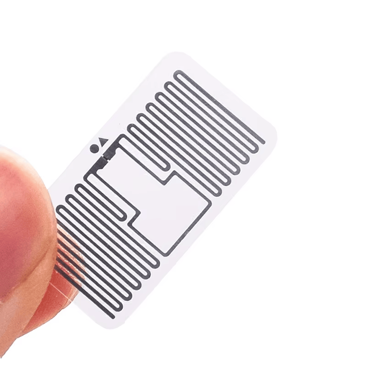 UHF RFID музейни етикети за проследяване на артефакти, показани като прозрачни и издръжливи етикети за UHF RFID приложения.
