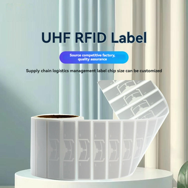 Бързи UHF RFID етикети за складов контрол – продуктова снимка на устойчив етикет от категорията UHF RFID Labels.