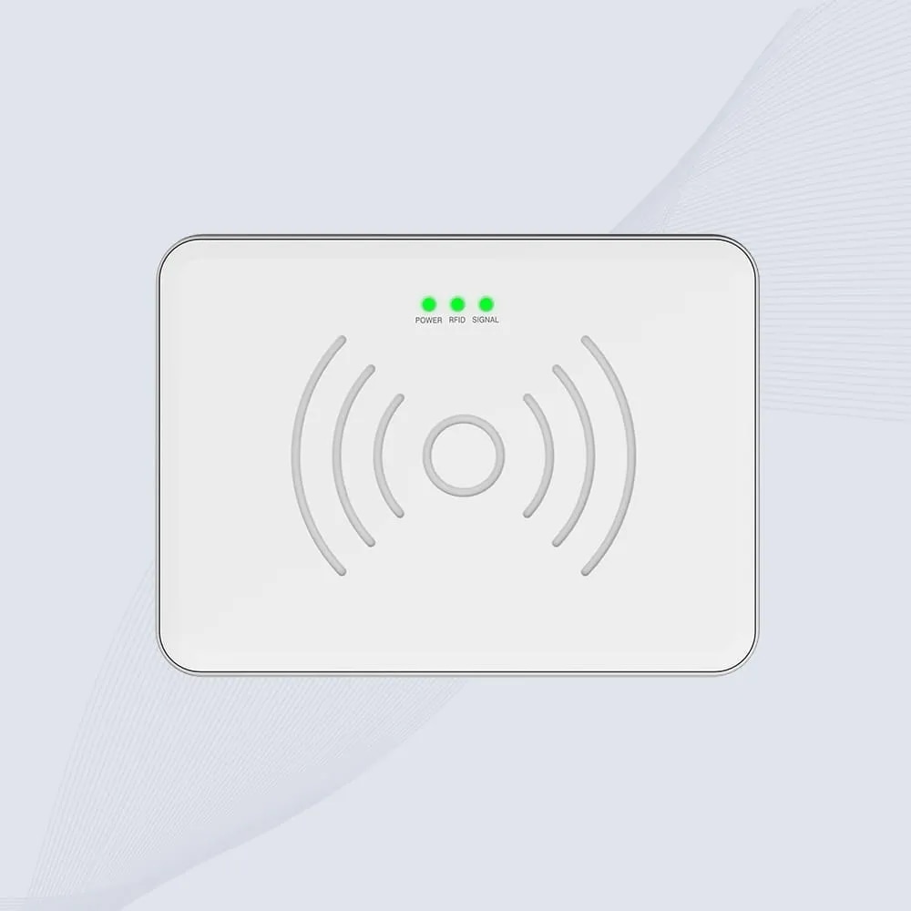 Колаж с приложения на RFID четеца CK-D2L, включително издаване на служебни баджове, управление на търговски инвентар и етикетиране на библиотечни книги.