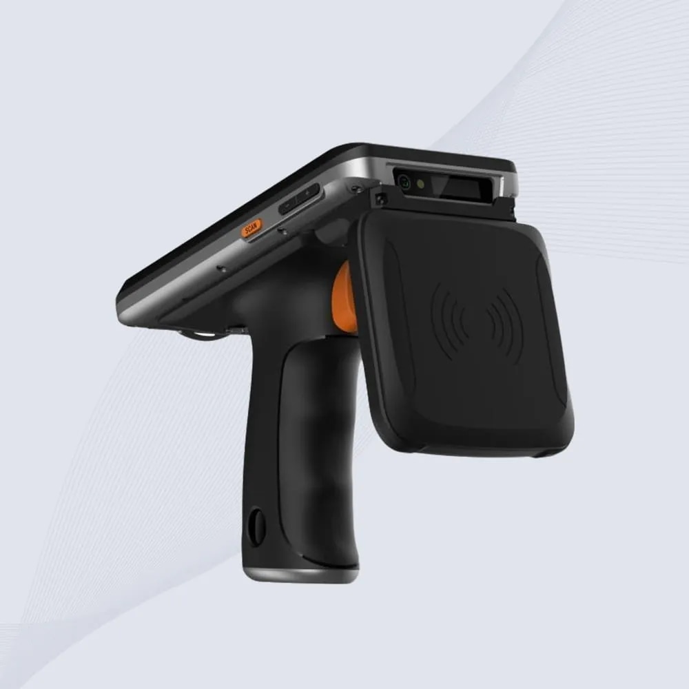 Индустриално приложение на RFID скенер CK-B2 за управление на инвентар в производствена среда с висока скорост на идентификация.