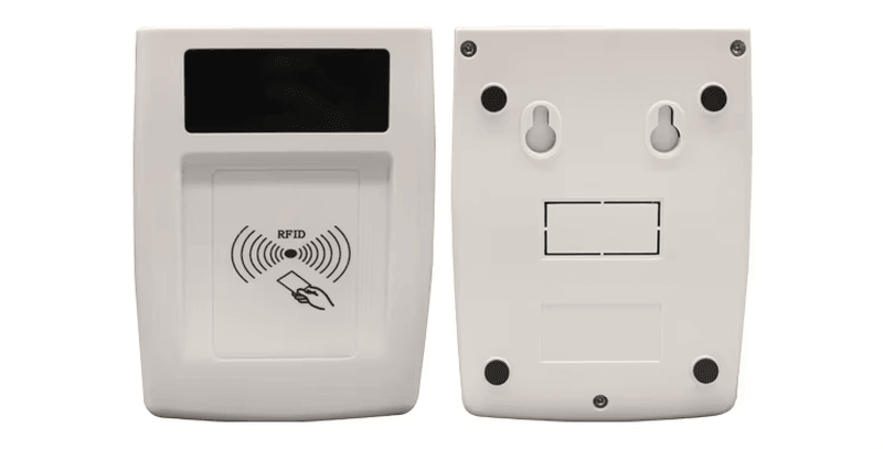 Техническа схема с размери на UHF RFID четец CPH-F102C, показваща размер 132x98x30mm за удобно настолно поставяне и интеграция.