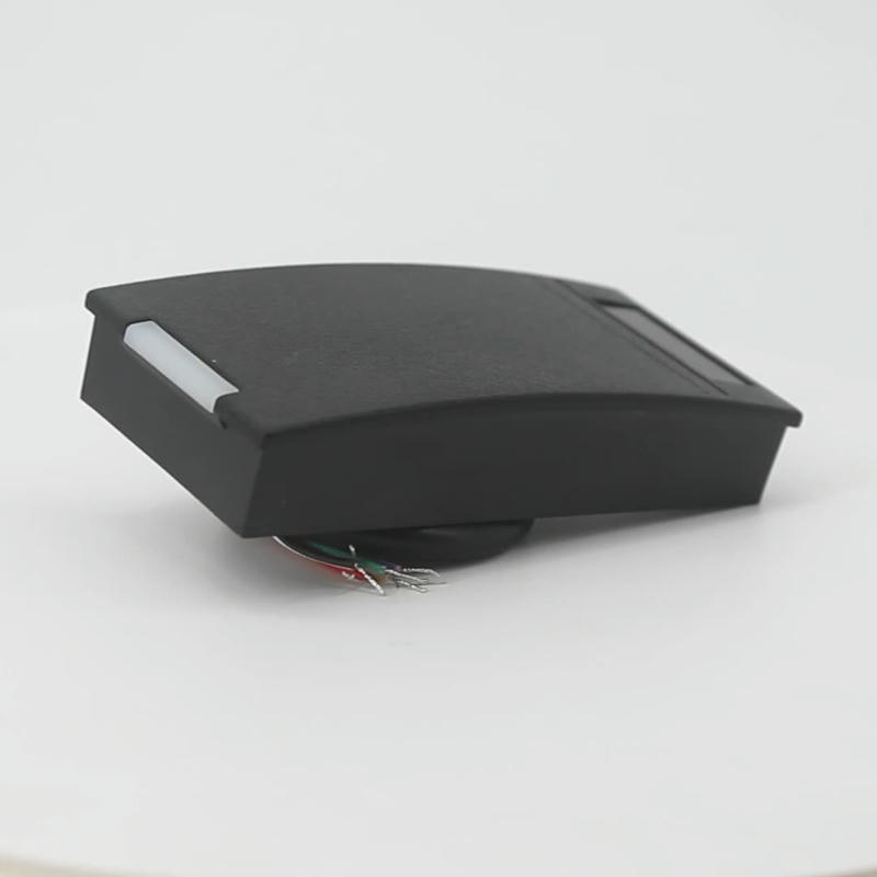Водоустойчив RFID четец за достъп за сигурни врати с акцент върху преден панел с клавиатура за проекти в категория RFID четци за контрол на достъпа.